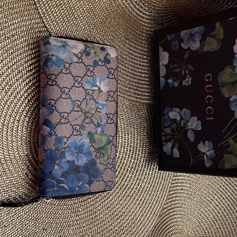 Authentic Gucci Wallet